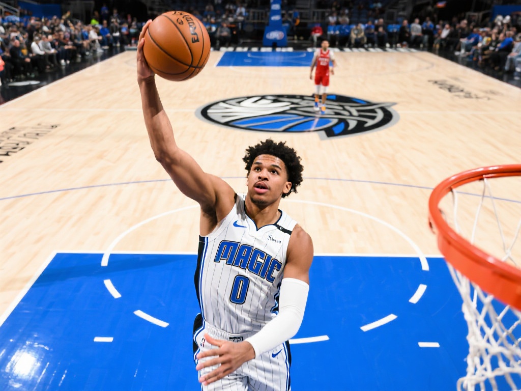 英超射手榜更新：哈兰德25球领跑，金靴在望